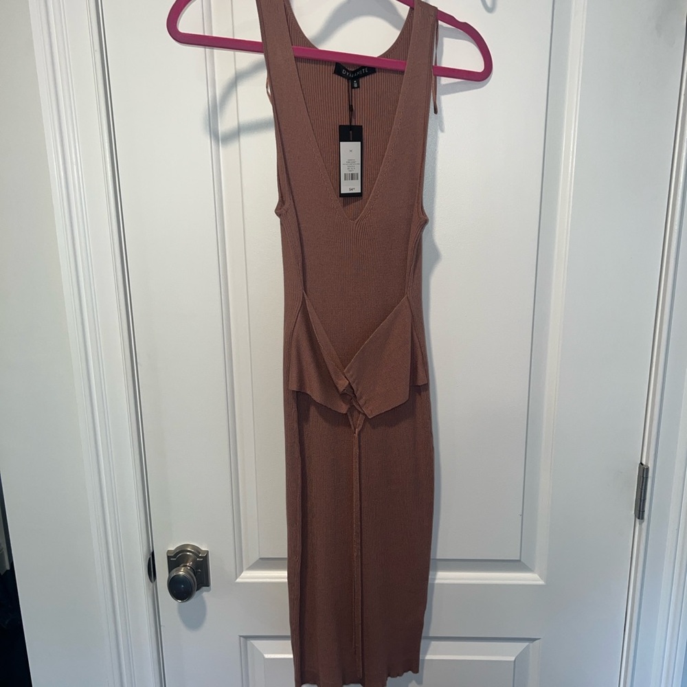 Dynamite rose color dress